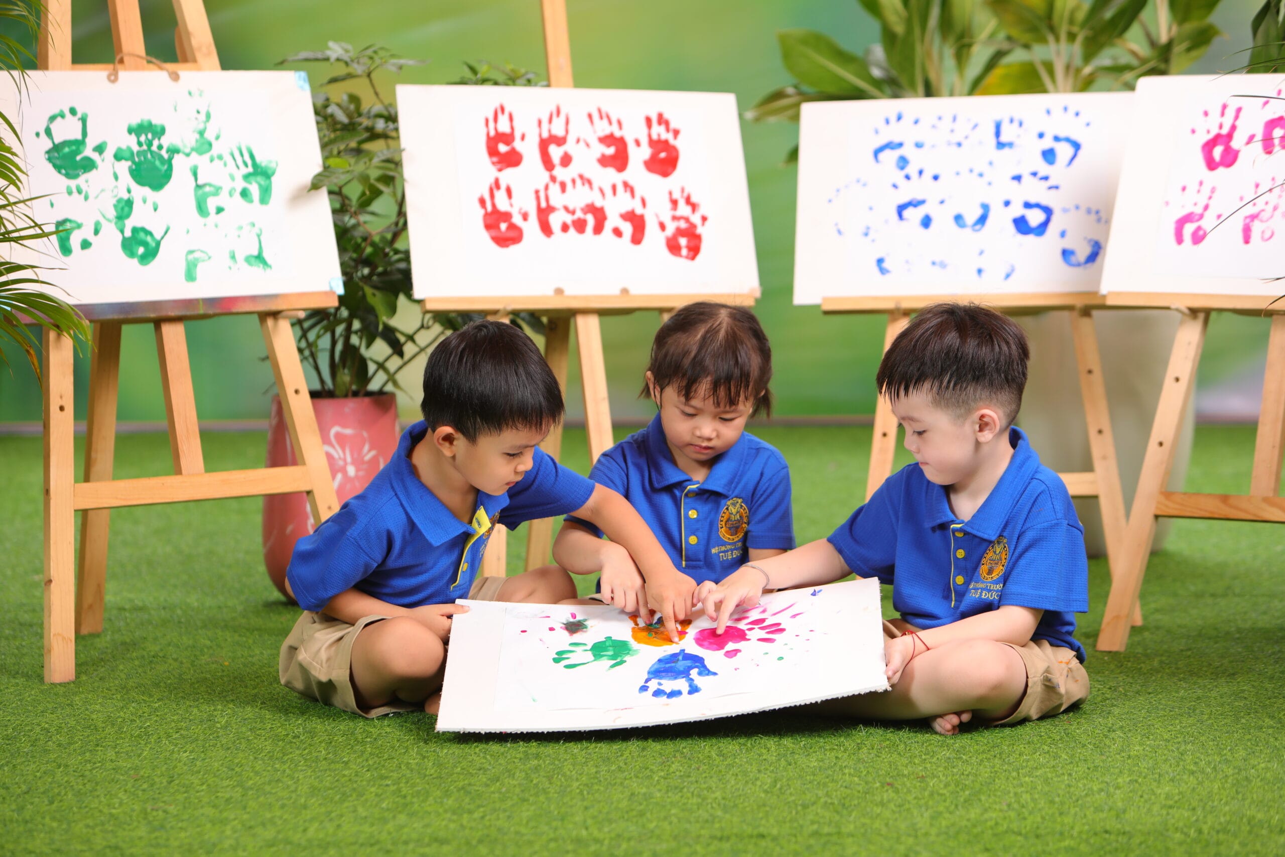 Nhà trường và phụ huynh cần có mối quan hệ trao đổi thường xuyên