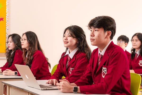 tuyển sinh lớp 10 song ngữ