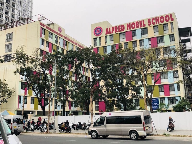 Trường phổ thông liên cấp Alfred Nobel