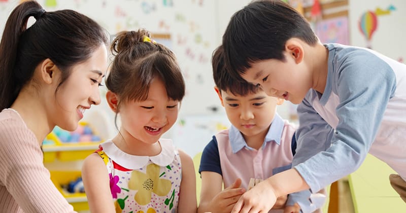 Trẻ cần nhận biết đâu là an toàn hay những mối nguy hiểm xung quanh