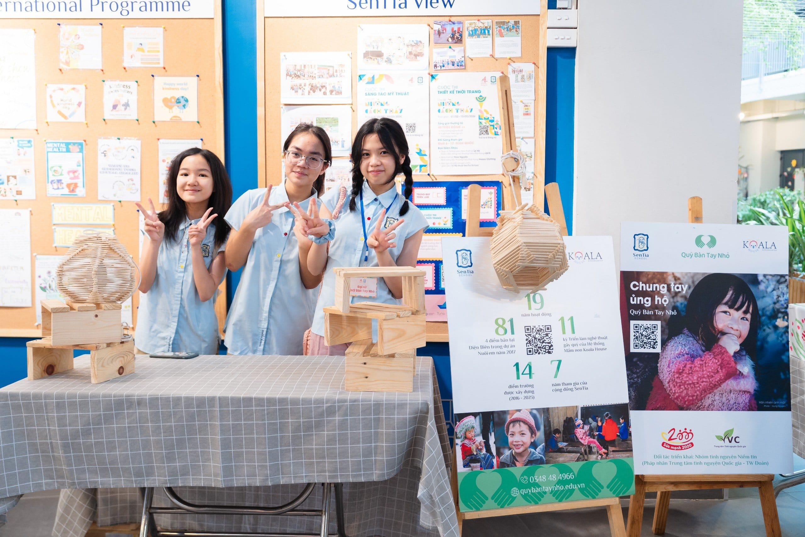 Triết lý hoạt động của trường là "trưởng thành hạnh phúc"