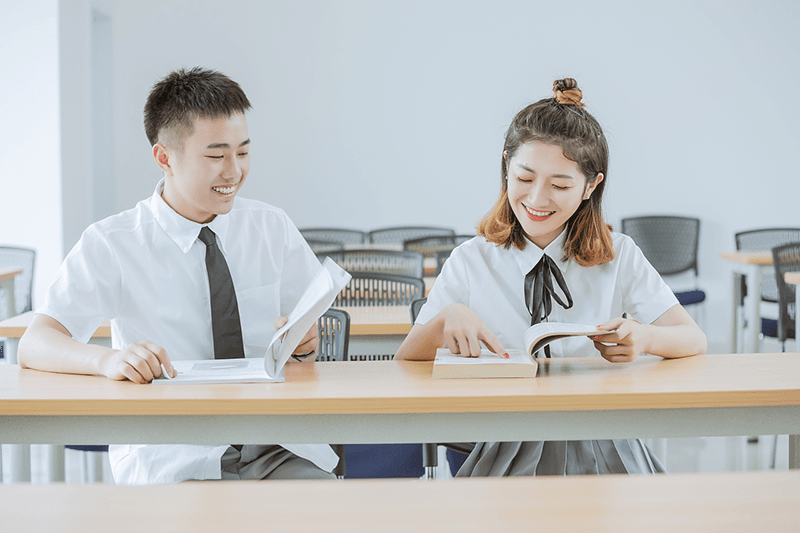 Các môn học bắt buộc đối với học sinh cấp 2