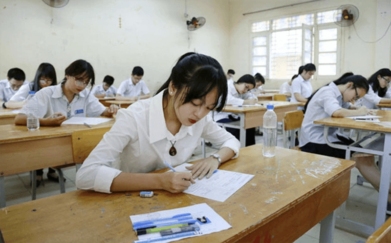 Điều kiện lên lớp của học sinh lớp 9