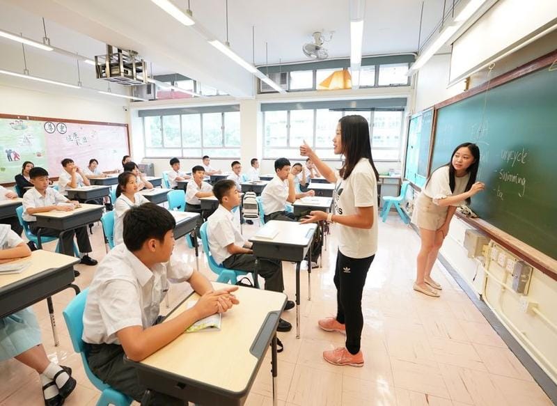 Không học thuộc lòng mà hiểu vấn đề từ nhiều phía