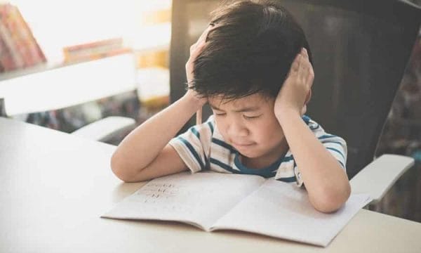 Trẻ lớp 1 học trước quên sau