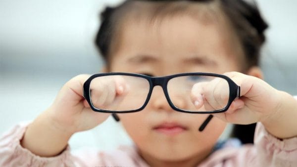 Tật khúc xạ mắt
