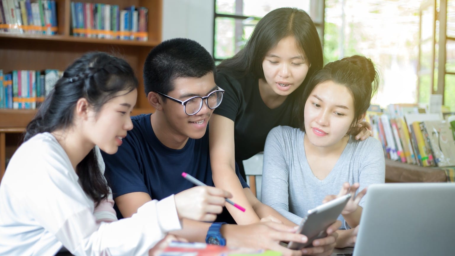 Trải nghiệm học tập nên chuyển hướng về ứng dụng thực tế