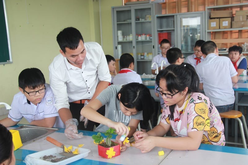 Giáo viên cần hướng dẫn học sinh cách thiết lập mục tiêu học tập