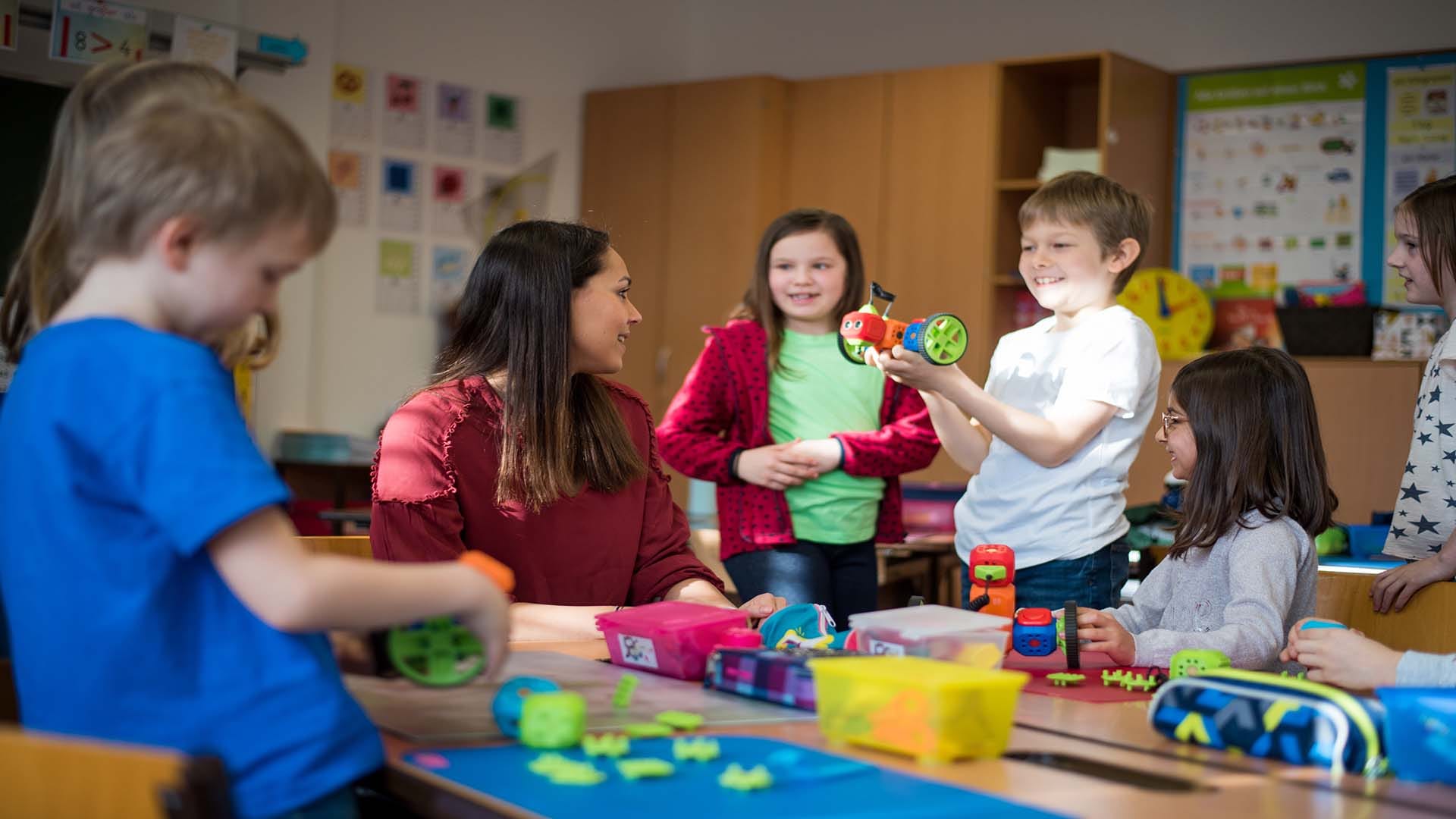 Việc triển khai phương pháp giáo dục STEAM không cần phức tạp hay tốn kém