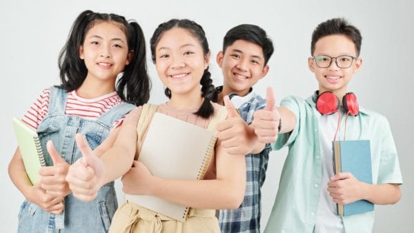 So sánh A-Level và Cambridge